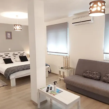 德拉季奇旅馆 招待所 扎达尔