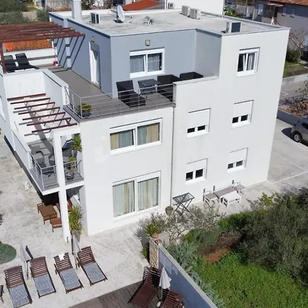 בית הארחה Dragic זאדאר